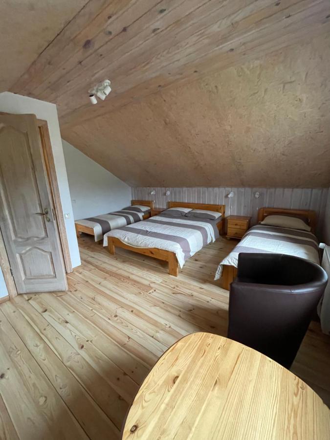 Pulkvedis Guest House Ventspils Extérieur photo