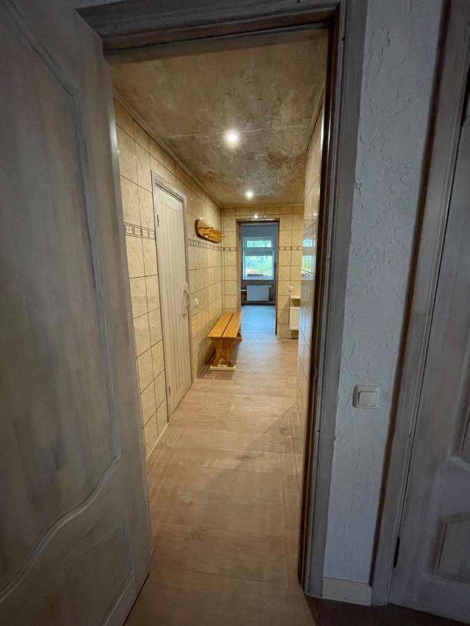 Pulkvedis Guest House Ventspils Extérieur photo